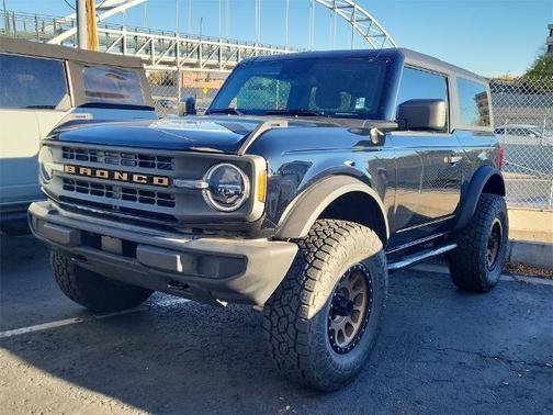 2023 Ford Bronco BASE