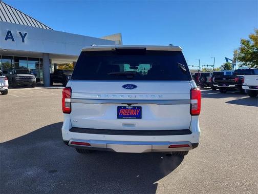 2023 Ford Expedition XLT