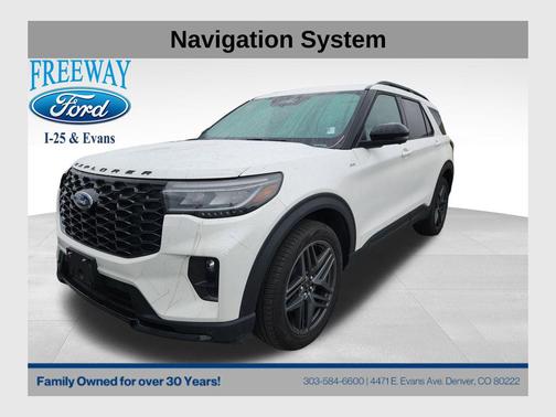 STAR WHITE MET TRI-COAT 2025 Ford Explorer ST-Line