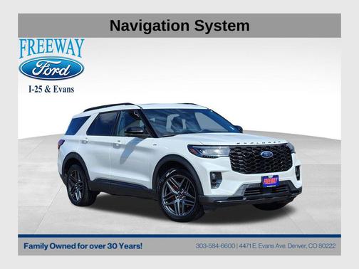 STAR WHITE MET TRI-COAT 2025 Ford Explorer ST-Line