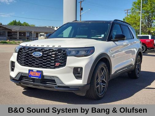 STAR WHITE MET TRI-COAT 2025 Ford Explorer ST