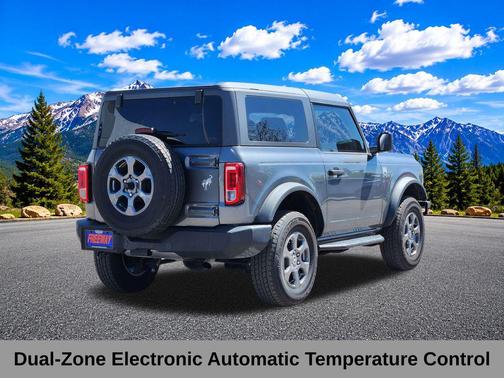 CARBONIZED GRAY METALLIC 2024 Ford Bronco Big Bend