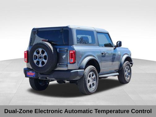 CARBONIZED GRAY METALLIC 2024 Ford Bronco Big Bend