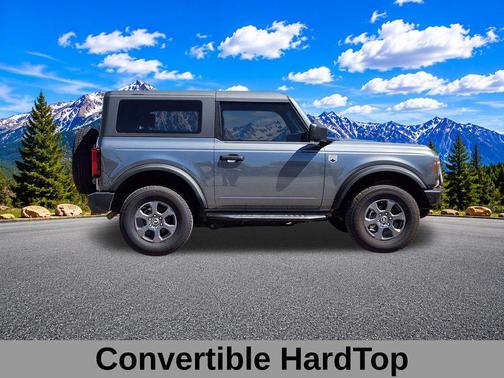 CARBONIZED GRAY METALLIC 2024 Ford Bronco Big Bend