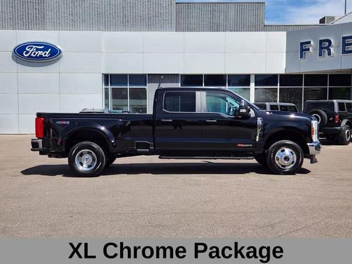 AGATE BLACK 2025 Ford F-350 XL