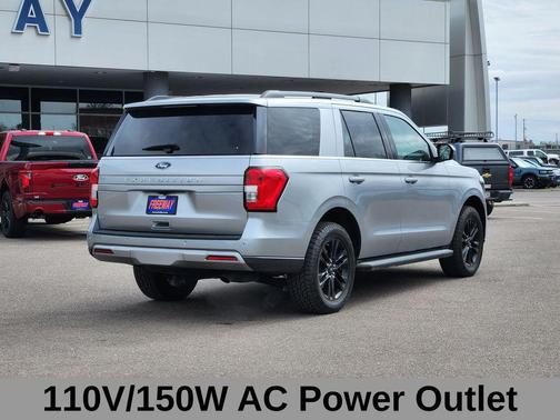 ICONIC SILVER METALLIC 2024 Ford Expedition XLT