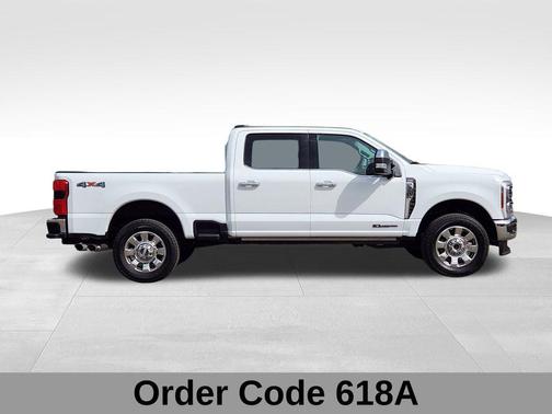 OXFORD WHITE 2024 Ford F-350 Lariat
