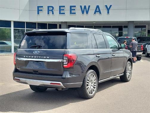 2022 Ford Expedition LIMITED