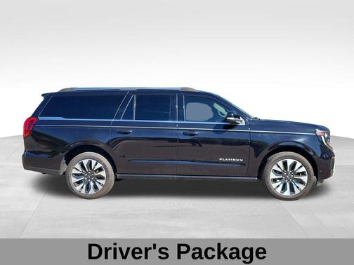 AGATE BLACK METALLIC 2025 Ford Expedition Max Platinum