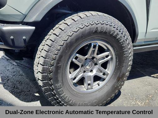 Cactus Gray 2023 Ford Bronco Badlands