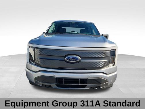 ICONIC SILVER METALLIC 2022 Ford F-150 Lightning XLT