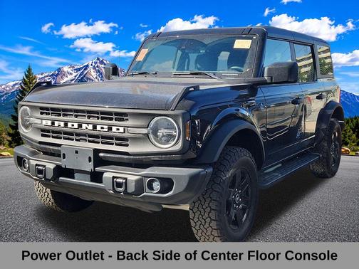 SHADOW BLACK 2024 Ford Bronco Black Diamond