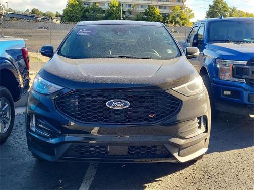 2023 Ford Edge ST