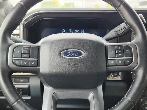 2024 Ford F-350 LARIAT SUPER DUTY