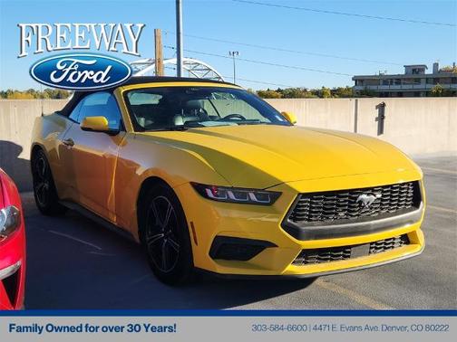2024 Ford Mustang ECOBOOST PREMIUM
