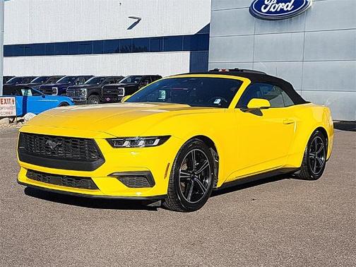2024 Ford Mustang ECOBOOST PREMIUM