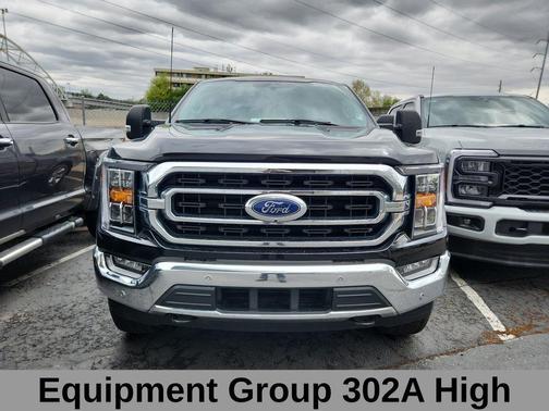 AGATE BLACK METALLIC 2023 Ford F-150 XLT