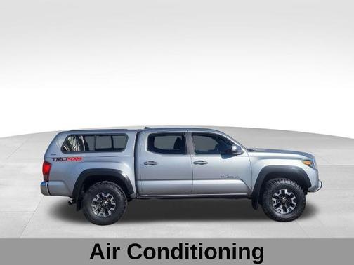 2017 Toyota Tacoma TRD OFF ROAD