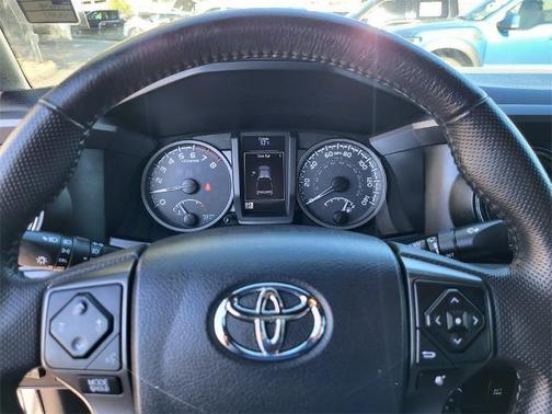 2017 Toyota Tacoma TRD OFF ROAD