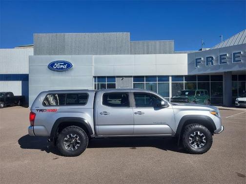 2017 Toyota Tacoma TRD OFF ROAD