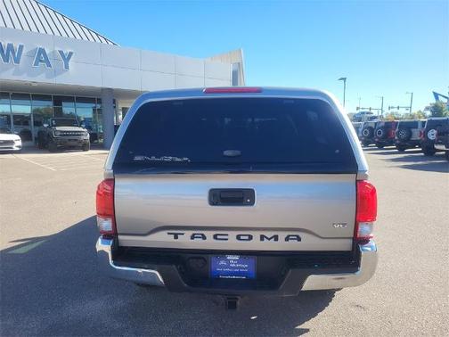 2017 Toyota Tacoma TRD OFF ROAD