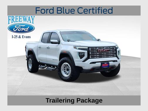Summit White 2023 GMC Canyon Denali