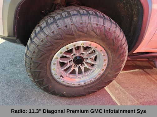 Summit White 2023 GMC Canyon Denali