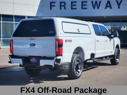 OXFORD WHITE 2024 Ford F-350 Lariat