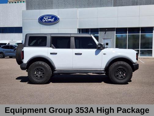 OXFORD WHITE 2022 Ford Bronco Wildtrak