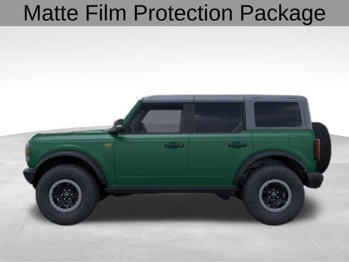 ERUPTION GREEN METALLIC 2025 Ford Bronco Badlands