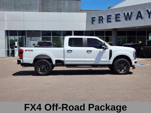 OXFORD WHITE 2024 Ford F-250 XL
