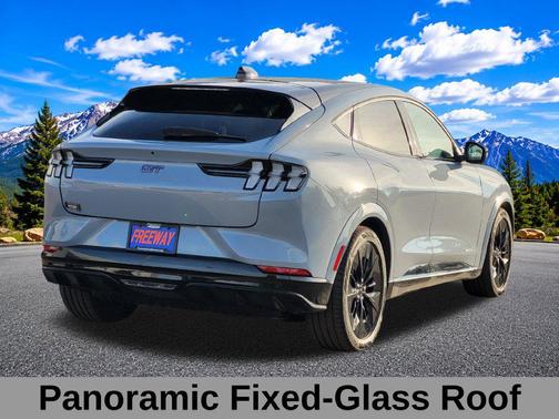 GLACIER GRAY MET TRI-COAT 2025 Ford Mustang Mach-E GT