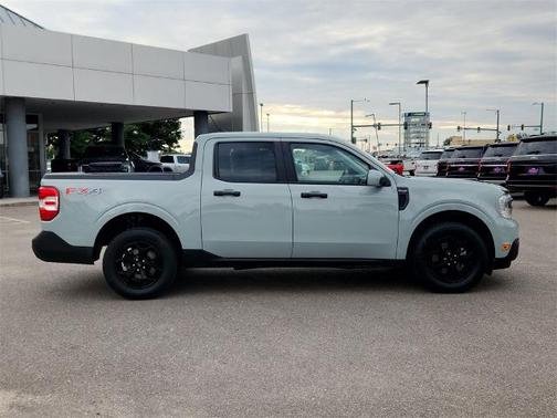 2022 Ford Maverick XLT