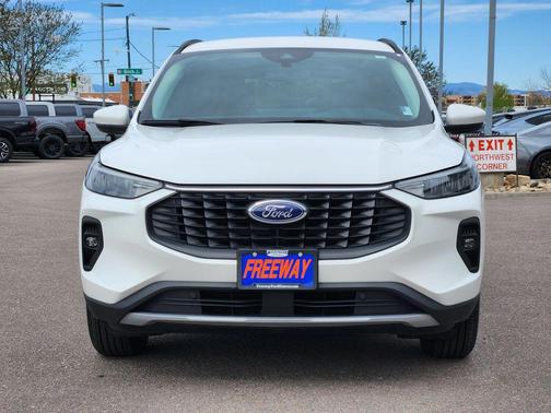 STAR WHITE METALLIC TRI-COAT 2024 Ford Escape PHEV SE