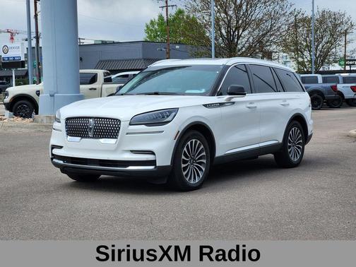 PRISTINE WHITE MET 3C 2024 Lincoln Aviator Premiere