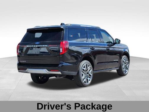 AGATE BLACK METALLIC 2025 Ford Expedition PLATINUM