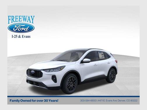 STAR WHITE METALLIC TRI-COAT 2025 Ford Escape PHEV SE
