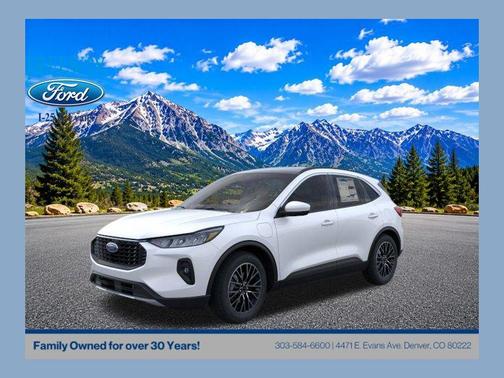 STAR WHITE METALLIC TRI-COAT 2025 Ford Escape PHEV SE SUV