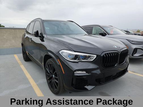 Black Sapphire Metallic 2021 BMW X5 M50i