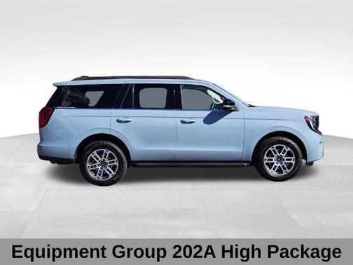 GLACIER GRAY METALLIC TC 2025 Ford Expedition ACTIVE