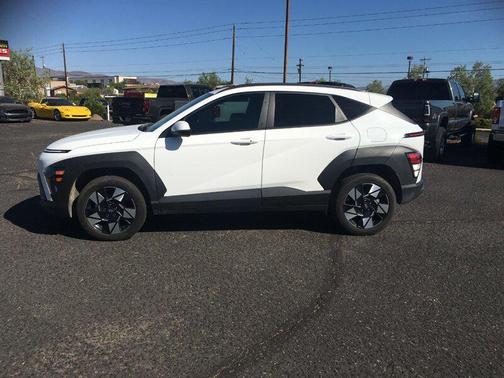 White 2024 Hyundai KONA SEL