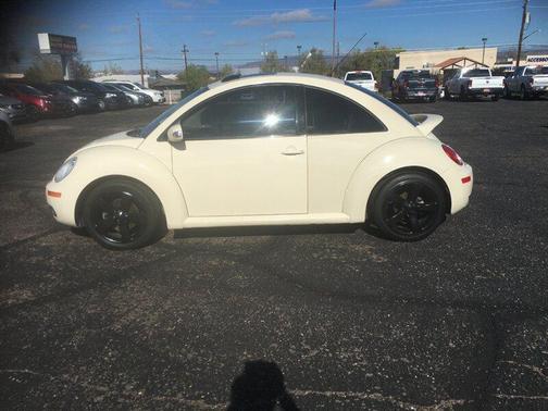 2007 Volkswagen New Beetle 2.5