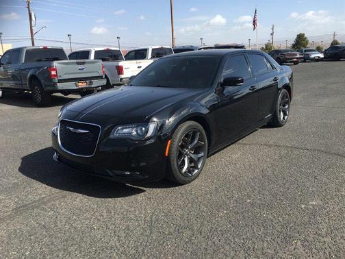 2006 Chrysler 300C Base