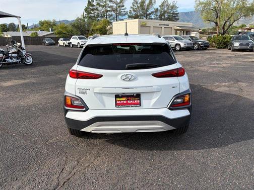 White 2018 Hyundai KONA Ultimate