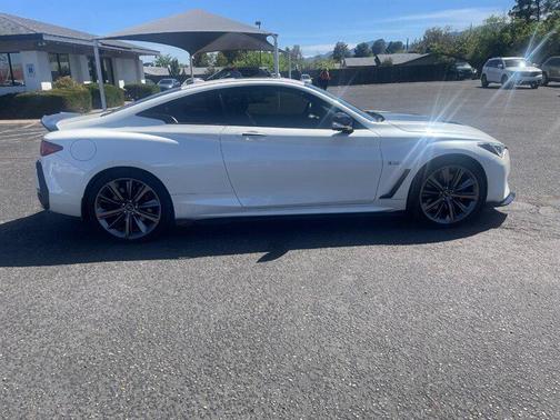 2018 INFINITI Q60 3.0t Red Sport 400