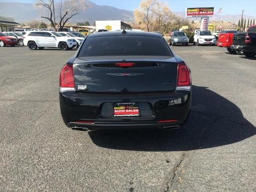 2021 Chrysler 300 S