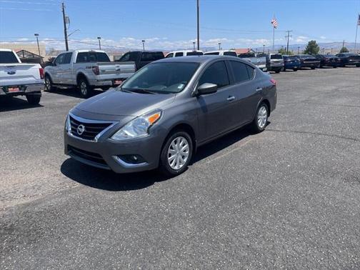 2016 Nissan Versa 1.6 SV
