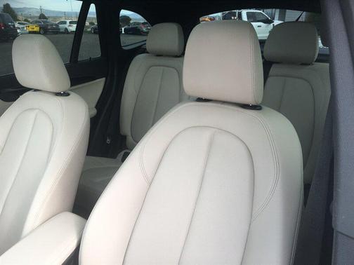 2021 BMW X1 sDrive28i