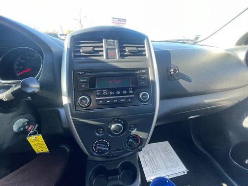 2017 Nissan Versa 1.6 SV