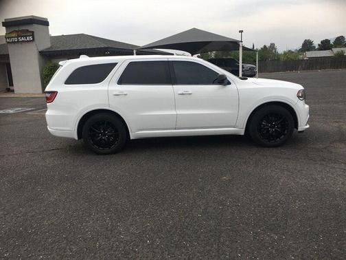 White 2016 Dodge Durango SXT